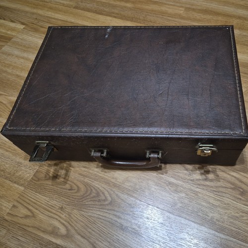 Vintage hard shell brown - vintage,